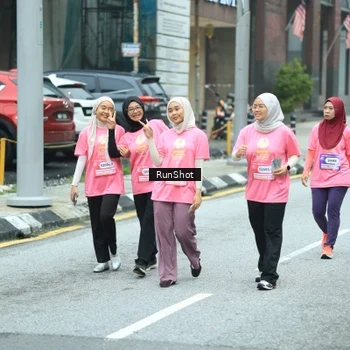 Runner Photo 8624332