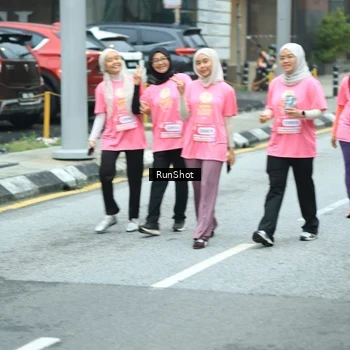 Runner Photo 8624334