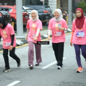 Runner Photo 8624341