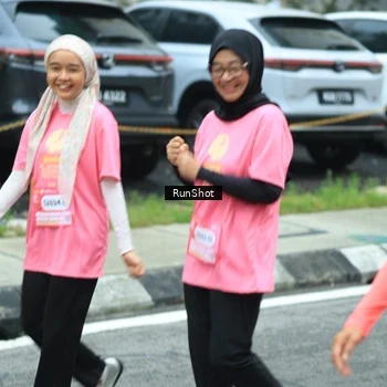 Runner Photo 8624342