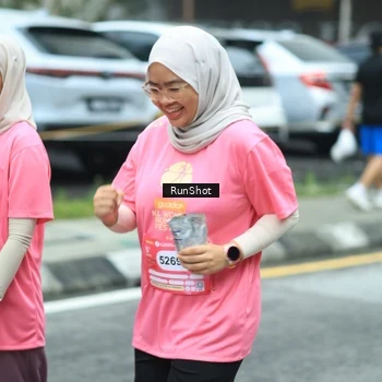 Runner Photo 8624350
