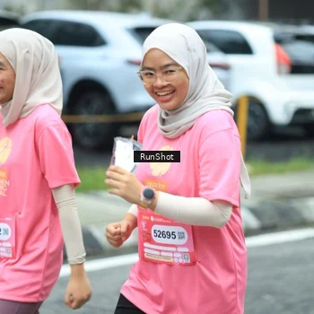 Runner Photo 8624351
