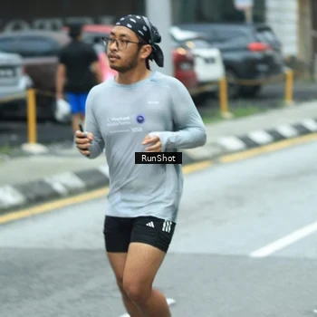 Runner Photo 8624361
