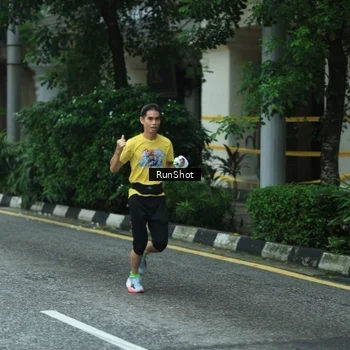 Runner Photo 8624366