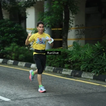 Runner Photo 8624374
