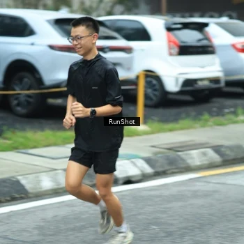 Runner Photo 8624378