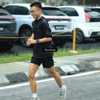 Runner Photo 8624381