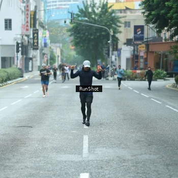 Runner Photo 8624384