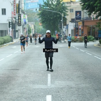 Runner Photo 8624385