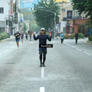 Runner Photo 8624387