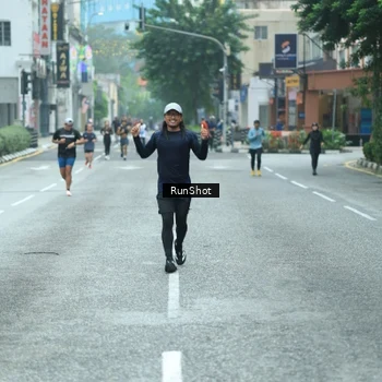 Runner Photo 8624388