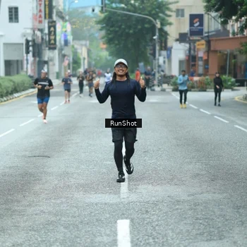 Runner Photo 8624391