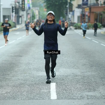 Runner Photo 8624399