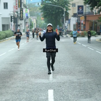 Runner Photo 8624421