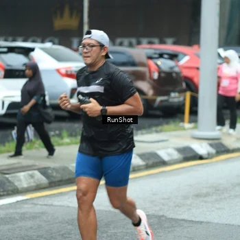 Runner Photo 8624432