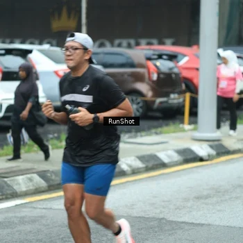 Runner Photo 8624434