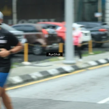 Runner Photo 8624436
