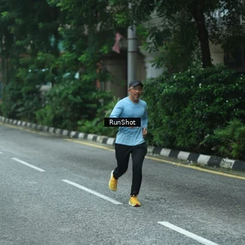 Runner Photo 8624438