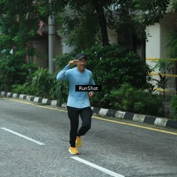Runner Photo 8624445
