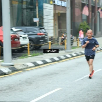 Runner Photo 8624451
