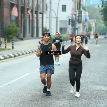 Runner Photo 8624457