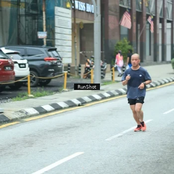 Runner Photo 8624459