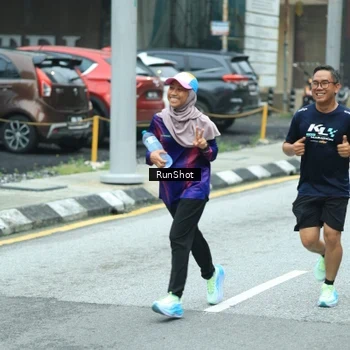 Runner Photo 8624474