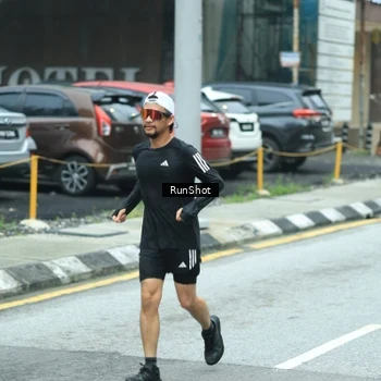 Runner Photo 8624491