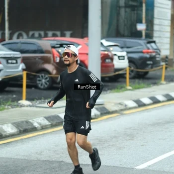 Runner Photo 8624494