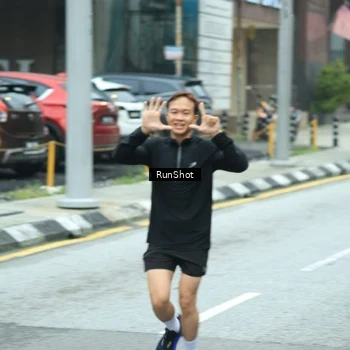 Runner Photo 8624498