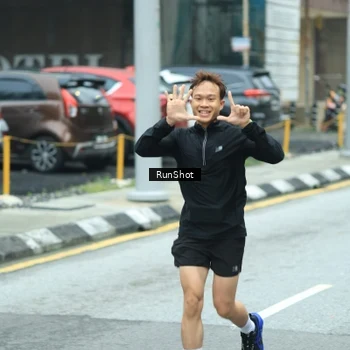 Runner Photo 8624499