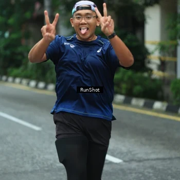Runner Photo 8624510