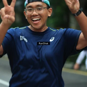 Runner Photo 8624516