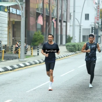Runner Photo 8624599