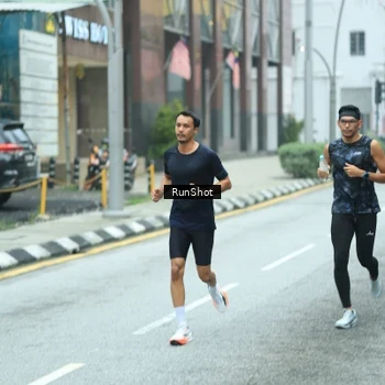 Runner Photo 8624605