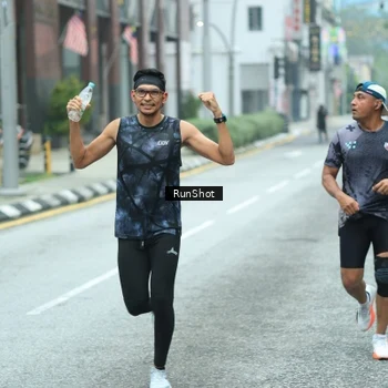 Runner Photo 8624612