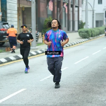 Runner Photo 8624651