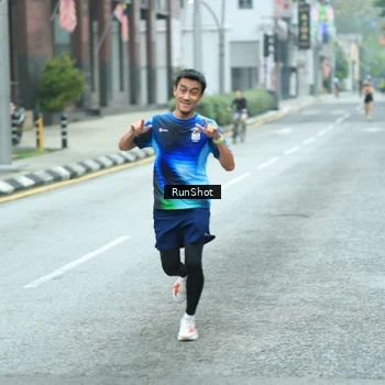 Runner Photo 8624653