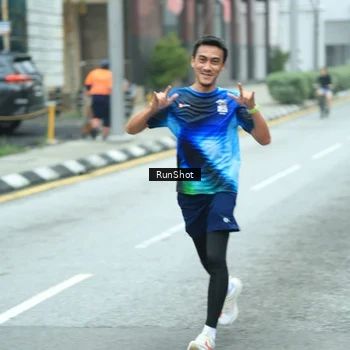 Runner Photo 8624656