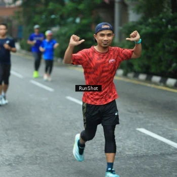 Runner Photo 8624671