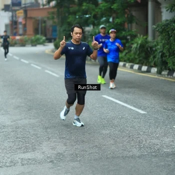 Runner Photo 8624672