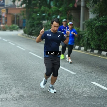 Runner Photo 8624676