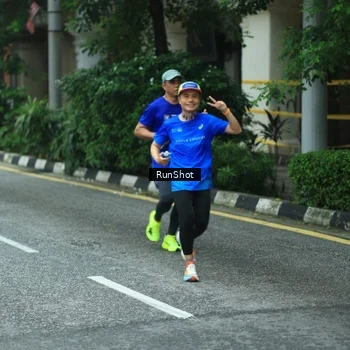 Runner Photo 8624685