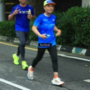 Runner Photo 8624698
