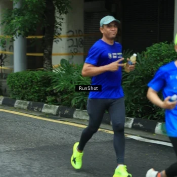 Runner Photo 8624701