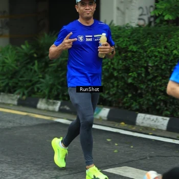 Runner Photo 8624705