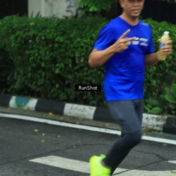 Runner Photo 8624712