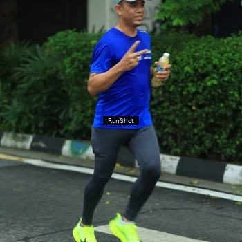Runner Photo 8624717