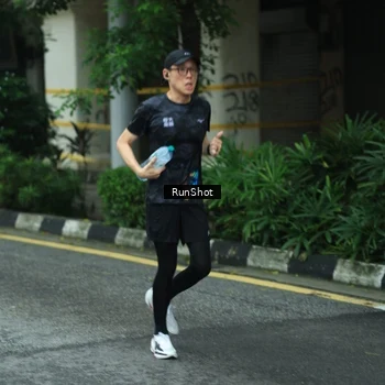 Runner Photo 8624730