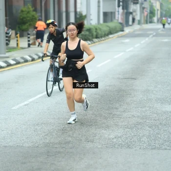 Runner Photo 8624737